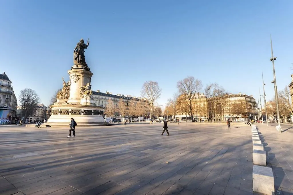 Lumineux. Studio Republique/Bastille, Marais Daire Paris